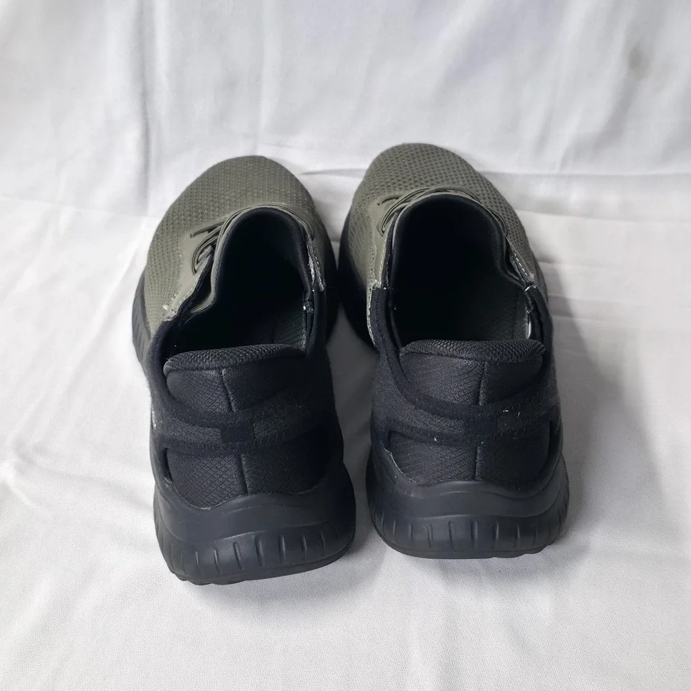 Skechers Bob's Slip-Ins Men's Green SN 118309 Size 8.5